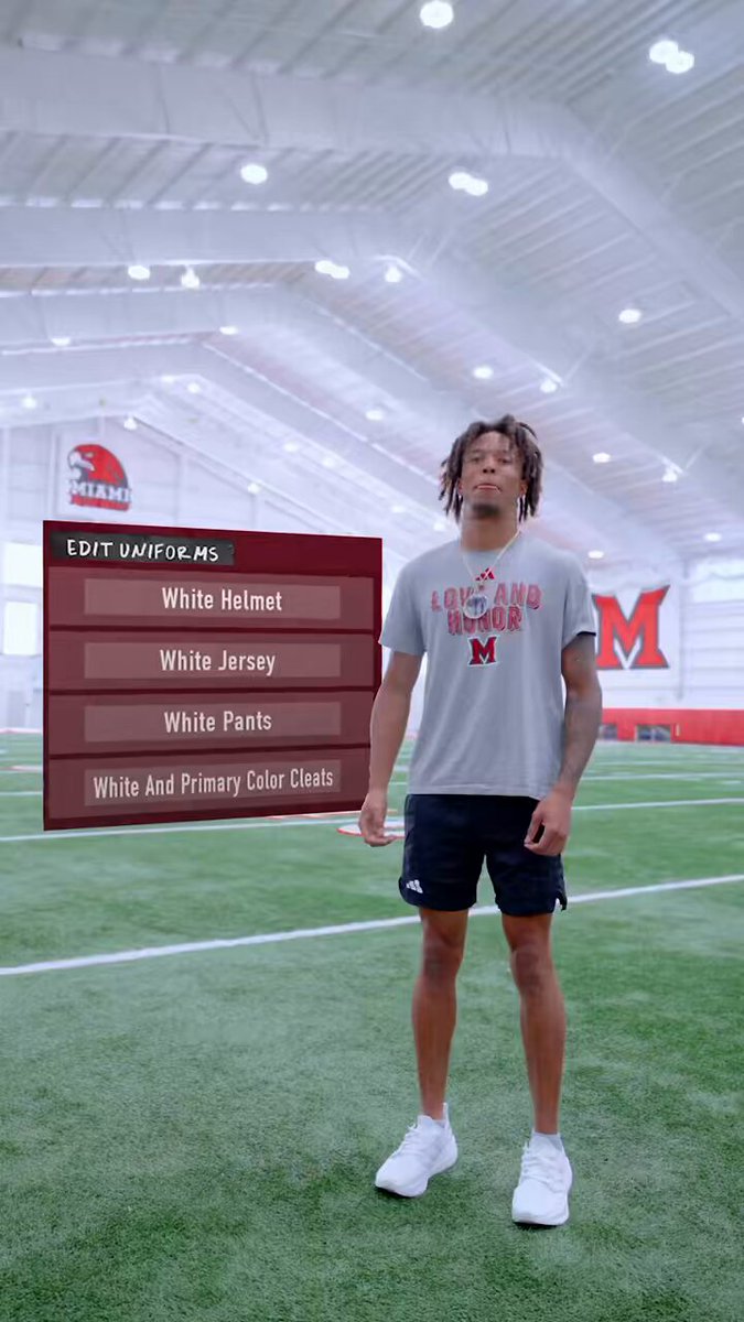 Whole new look for week four❕🔥 #RiseUpRedHawks | 🎓🏆