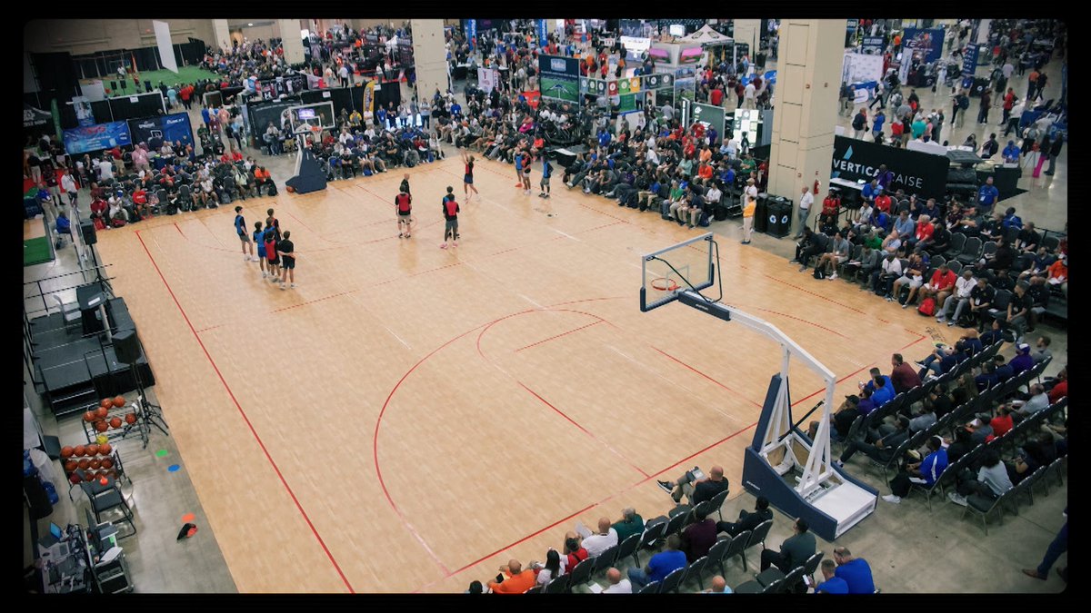 The September issue of Texas Coach magazine will be hitting your inbox this weekend with a recap of #CoachingSchool 2024!📥 Can't believe it's been two months since our largest ever THSCA Coaching School! Who else thinks this is a "Can't Miss" event?!✋