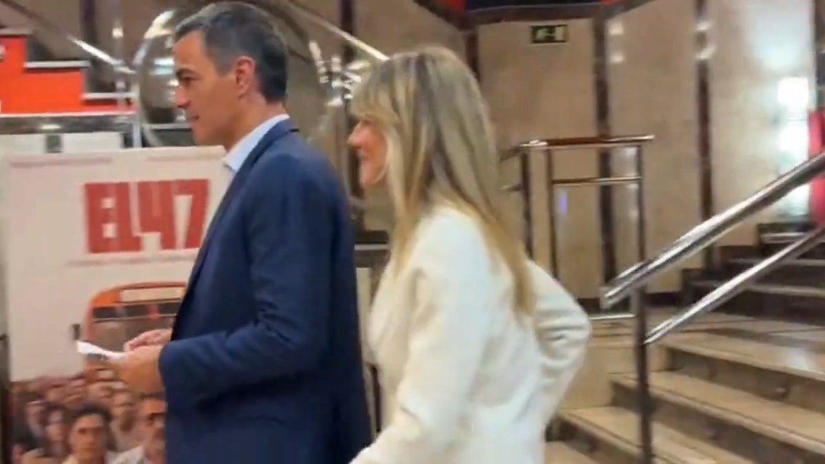 "La dignidad no es algo abstracto. La dignidad es la lucha por el agua, la lucha por la luz, la lucha por Correos, la lucha por la sanidad y la educación públicas. Eso es la dignidad". Salgo emocionado de ver ‘El 47’, un homenaje maravilloso a la España plural y trabajadora que construyeron nuestros padres, madres, abuelos y abuelas.