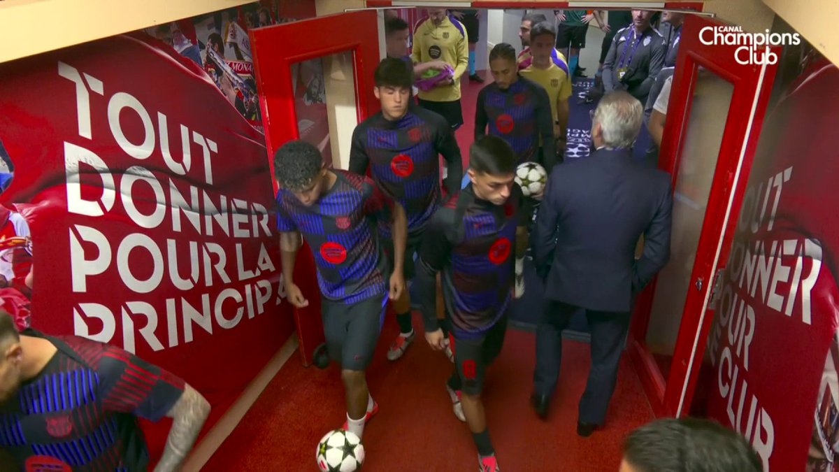 0 pression pour Lamine Yamal. 😭💙❤️ 🎥 CANAL+ Foot