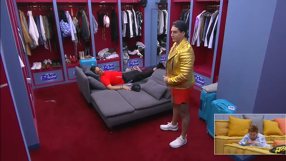 ¡#AgustínFernández POR FIN tiene ropa nueva! 🥳👏 #LaCasaDeLosFamososMx, de lunes a viernes 10:00 p.m. por #El5, domingos, 8:30 p.m. por #LasEstrellas y 24/7 por #VIX 📺📱