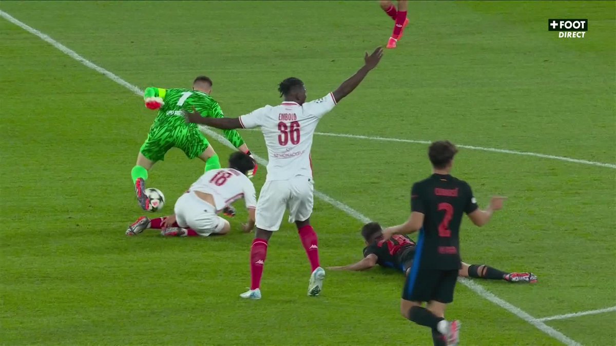 🚨 LE CARTON ROUGE D’ERIC GARCIA QUI LAISSE LE BARÇA À 10 POUR LES 80 PROCHAINES MINUTES ! 🟥