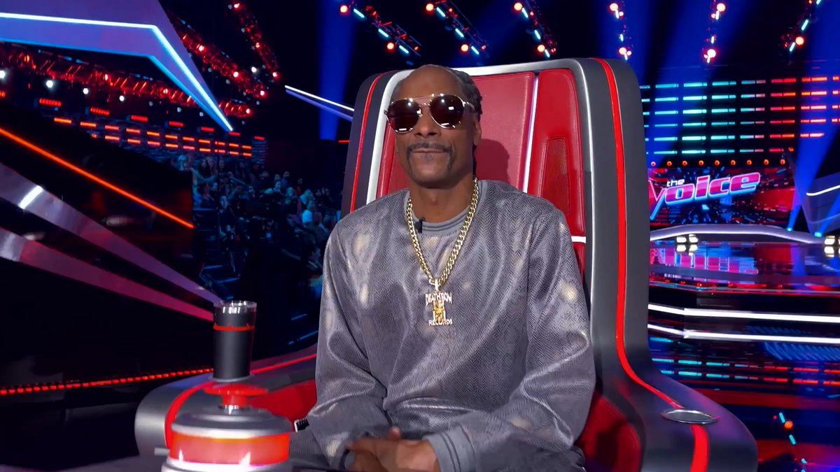 .Snoop Dogg is bringing his signature style to #TheVoice — returning Monday, September 23 on NBC Entertainment and streaming on Peacock. 😎