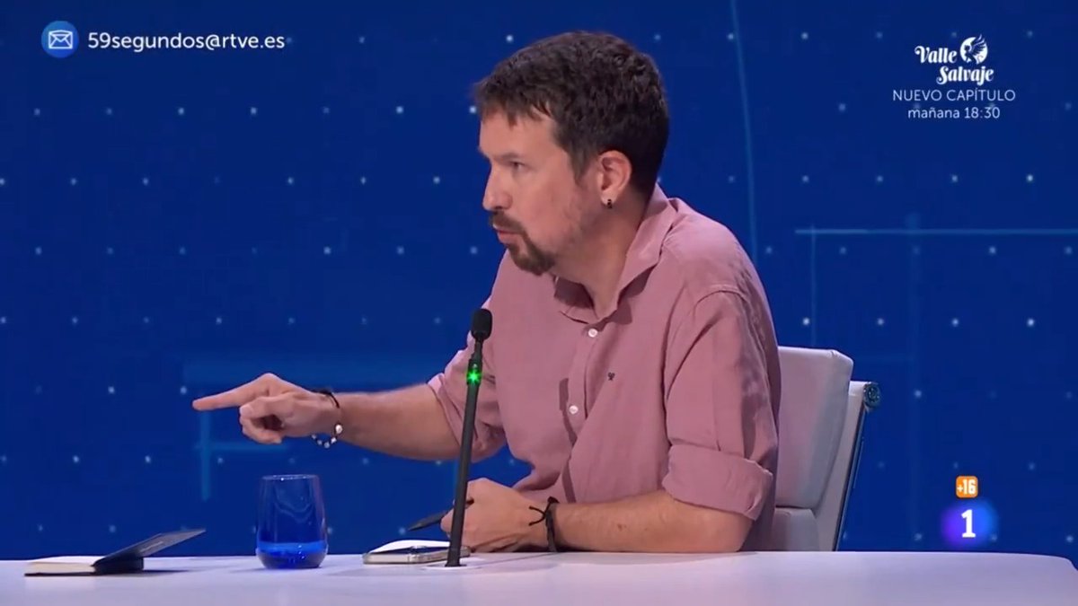 El problema no es solo que haya racismo en X. El problema es cuando los grandes medios como Atresmedia o Telecinco dan voz a los escuadristas de Desokupa. Así crece el fascismo 👇🏻