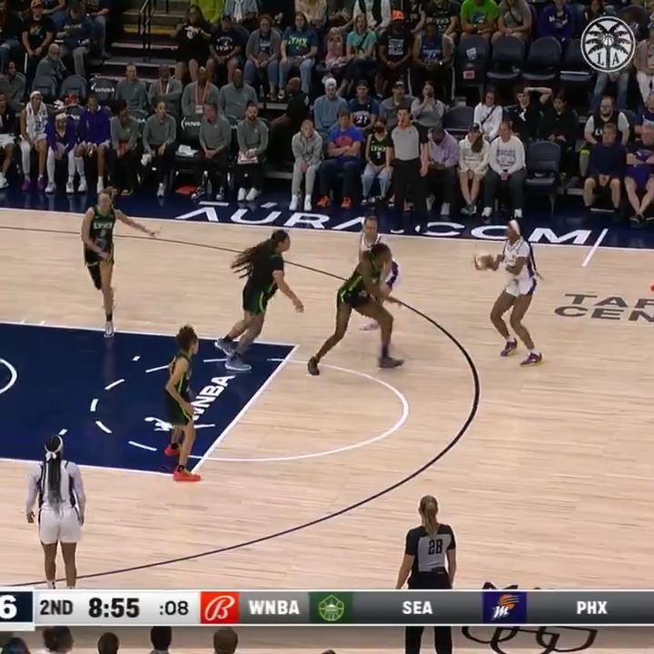 Rickea is the 3rd rookie in WNBA history to record 19+PTS, 3+ 3PM, 8+ REB, 2+ BLK, 1+ STL while shooting 100% from the free throw line. The other two? Tamika Catchings and Breanna Stewart. 19 PTS | 8 REB | 1 AST | 2 BLK | 1 STL