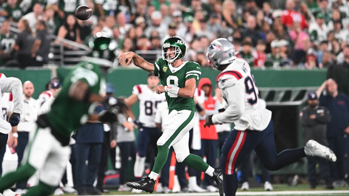 .Aaron Rodgers was looking like his old self 🤟