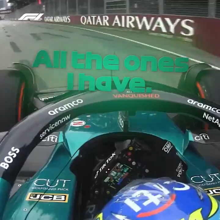 Watch the steering wheel 👀 Nothing wrong with Fernando Alonso's reactions 🤩 #F1 #SingaporeGP