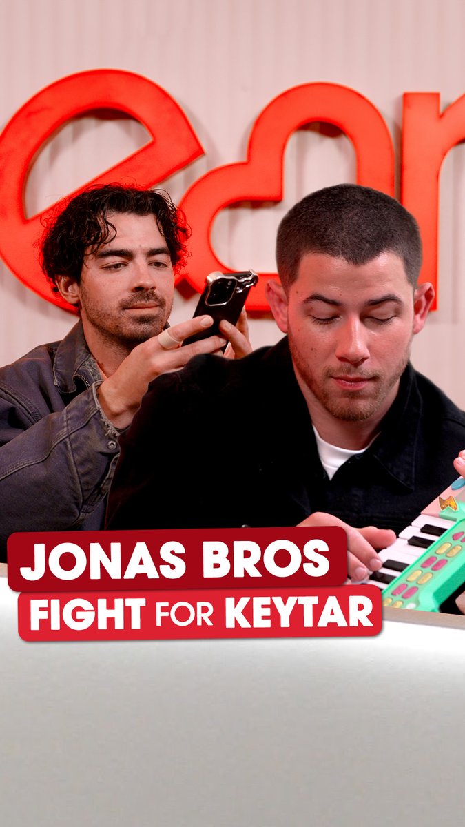 Fighting over Official Bluey TV merch? J O E J O N A S and Nick Jonas are both in their adorable dad era! 🥹 Watch the Jonas Brothers dip into their Memory Box on @globalplayer here ❤️