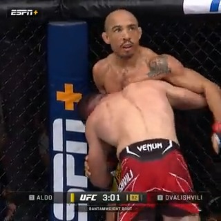 Even the fighters are bored when fighting Merab ๐ญ