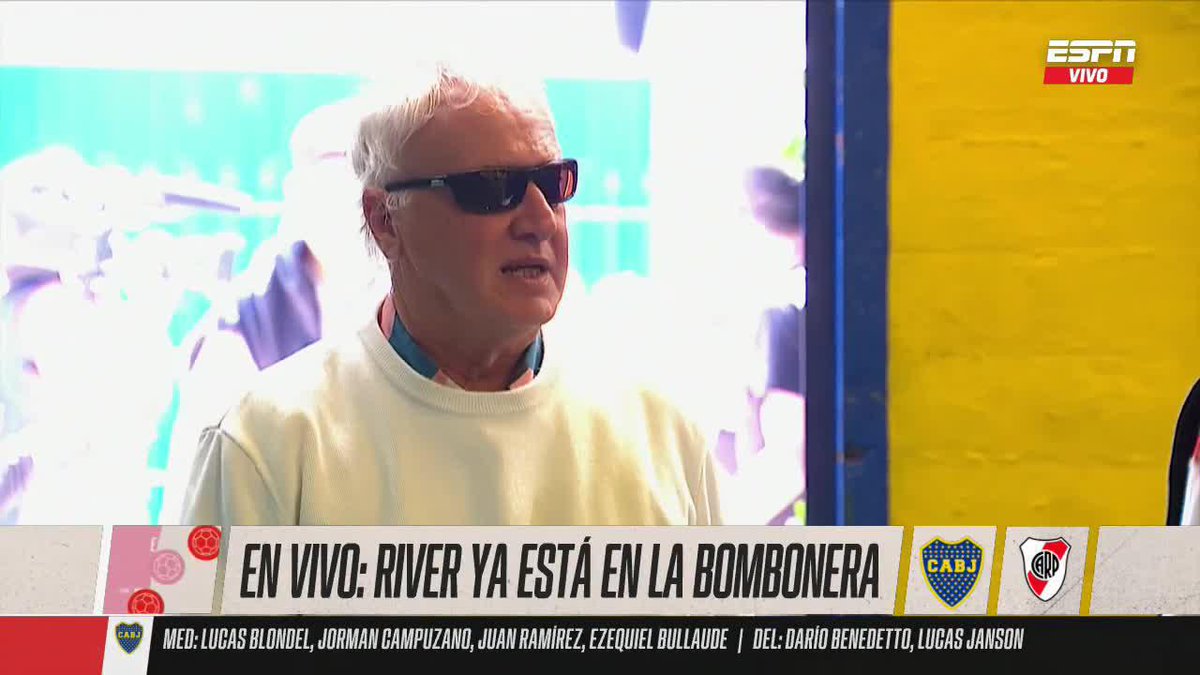 Mañana se juega el superclasico en La Bombonera y como olvidar que el año pasado el Beto Alonso fue así al estadio jajajajajajs El tipo entró como si fuera el patio de su casa, River le ganó a Boca 2-0 como y se fue victorioso. La sana costumbre del Beto.