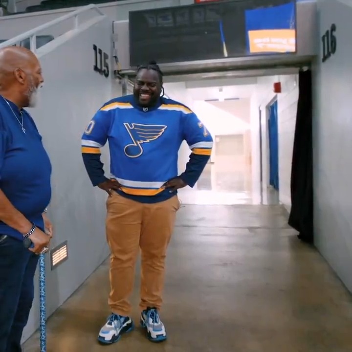 Seeing Charles Glenn pass the torch (or mic) is one of the most touching things you'll see today. #stlblues