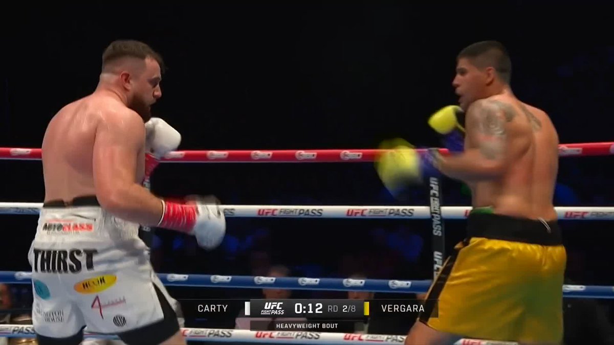 THOMAS CARTY GETS IT DONE IN DUBLIN Huge KO victory from the Irishmen #WalshVsRunowski