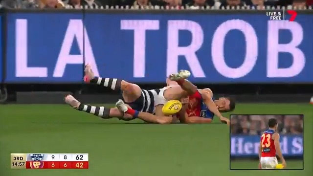 A free kick was paid against Patrick Dangerfield after this tackle... #AFLCatsLions
