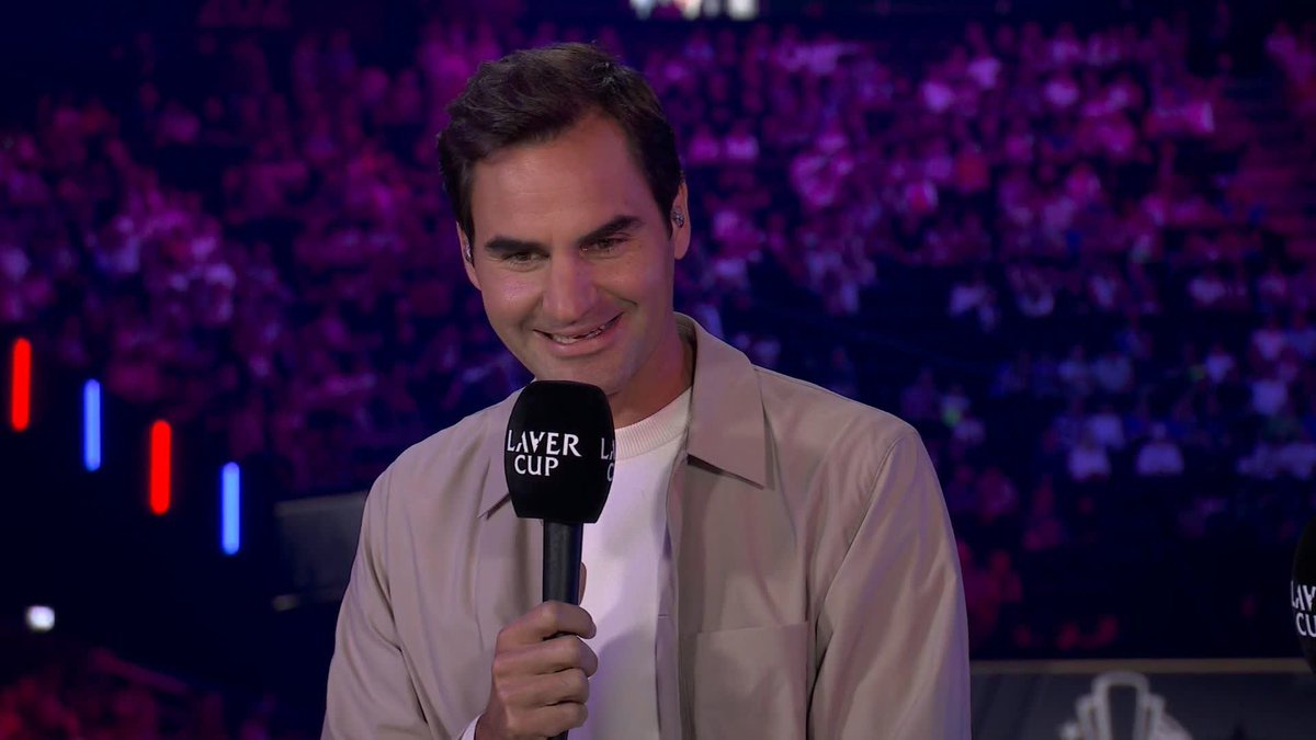 "Carlos' bow tie was so out of place, I needed to fix it." Roger Federer to the rescue on the black carpet. #LaverCup