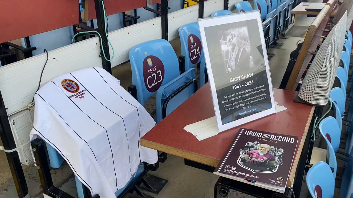 Aston Villa pay tribute to Gary Shaw by leaving the seat he occupied in the press box empty for this afternoon's clash with Wolves. #AVFC
