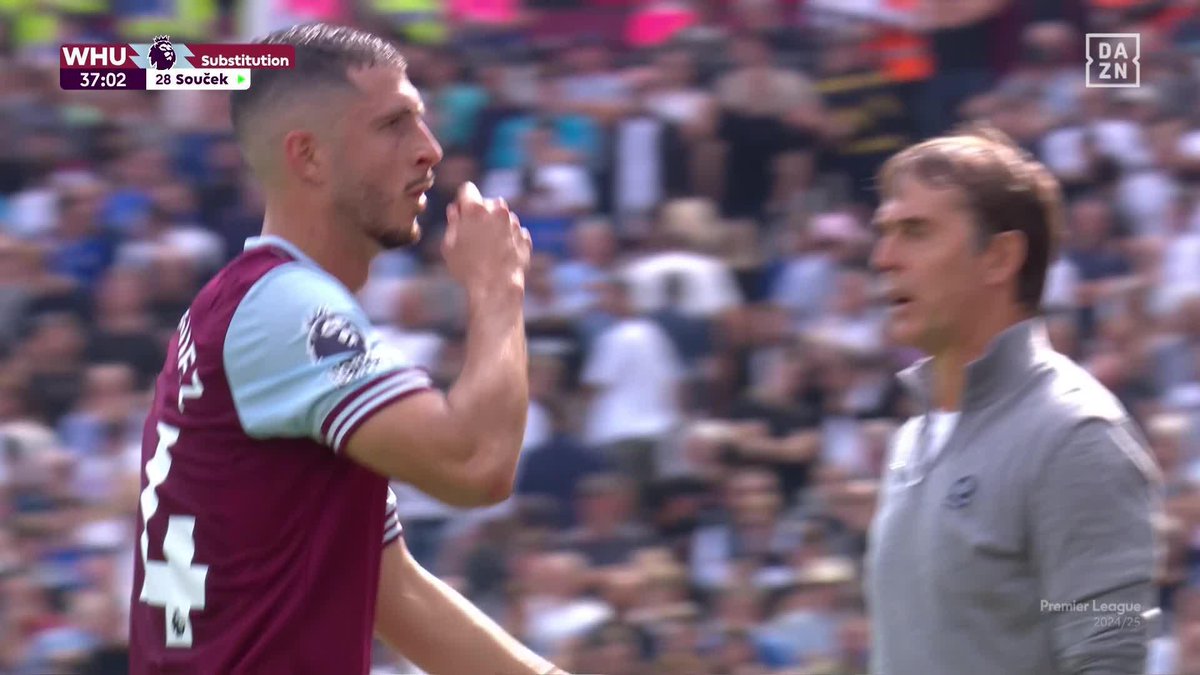 Minuto 37. El West Ham United pierde 0-2 contra el Chelsea ⏱️ Julen Lopetegui mueve ficha y cambia a Soucek por Guido Rodríguez #PremierLeagueDAZN ⚽ 🏴