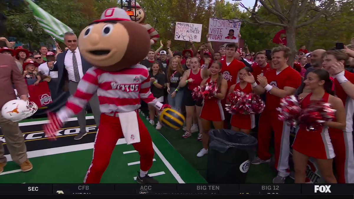 Brutus had to dispose of the Michigan helmet in Columbus 😅🌰 Ohio State Football