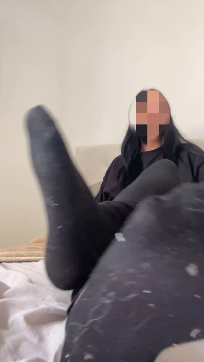 une journée a mes pieds ? 😋✨🌸 •findom domina moneyslavefr soumis moneymiss soles sub finsub humanatm•