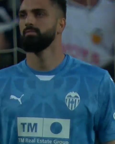 𝗠𝗔𝗠𝗔𝗥𝗗𝗔𝗦𝗛𝗩𝗜𝗟𝗜. 🦸‍♂️🧡 #LALIGAHighlights | Valencia CF