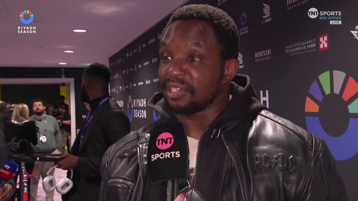 "This is massive, it's up there amongst the great fights" 🔝 Dillian Whyte wasn't going to miss this heavyweight showdown at Wembley... 🎙️ Becky Ives #RiyadhSeasonCard: Wembley Edition | #JoshuaDubois | Buy NOW on TNT Sports Box Office ▶️