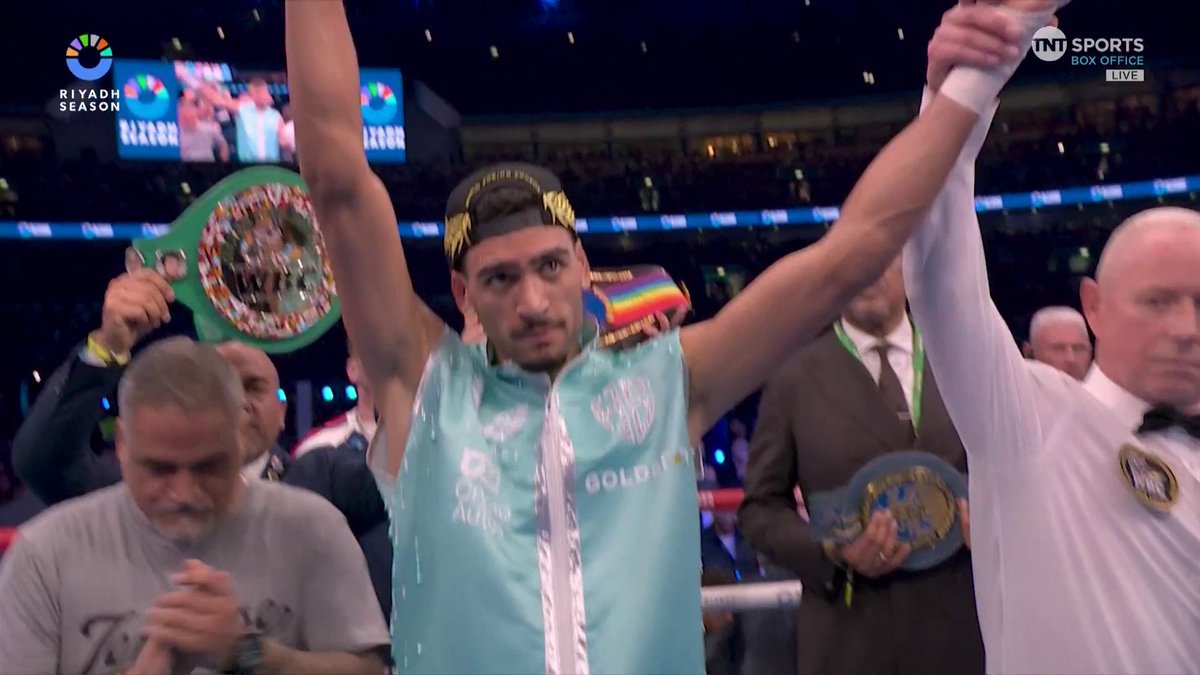 A quick night's work at Wembley for Hamzah Sheeraz 💨 As well as an update on the current whereabouts of Anthony Joshua 👀 #RiyadhSeasonCard: Wembley Edition | #JoshuaDubois | Buy NOW on TNT Sports Box Office ▶️