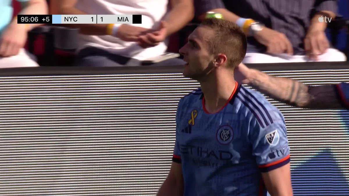 JAMES SANDS EQUALIZES IN THE DYING MOMENTS