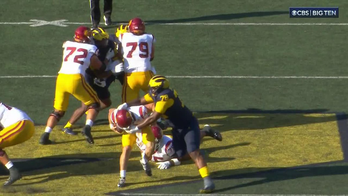 "Yeah, that could've been called." - Gary Danielson No facemask penalty was called on the final play of the half.
