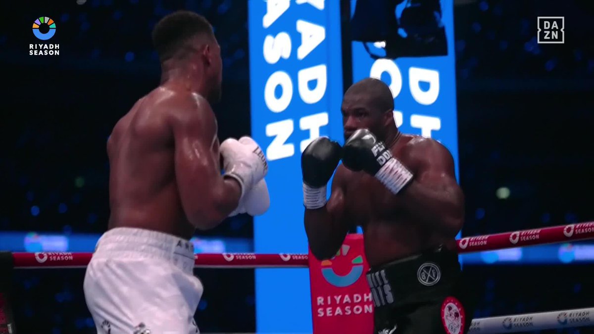 What a night of boxing 🤩Presented by AutoZone 🥊 #JoshuaDubois