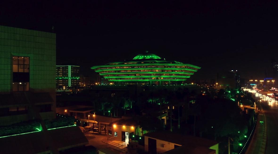 مشاعر وطنية.. يدركها كل من عاش بهالوطن وينتمي له 🇸🇦 #نحلم_ونحقق #اليوم_الوطني_السعودي_94 #السعودية_داخل_كل_سعودي