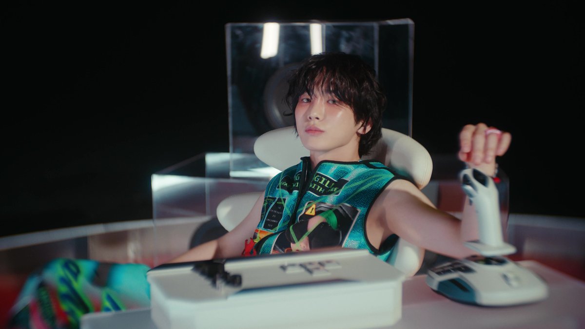 KEY 키 ‘Pleasure Shop’ MV Teaser 【Pleasure Shop - The 3rd Mini Album】 ➫ 2024.09.23 6PM (KST) 💿Pre-order #KEY #키 #PleasureShop #KEY_PleasureShop #SHINee #샤이니 #키_PleasureShop_오늘발매