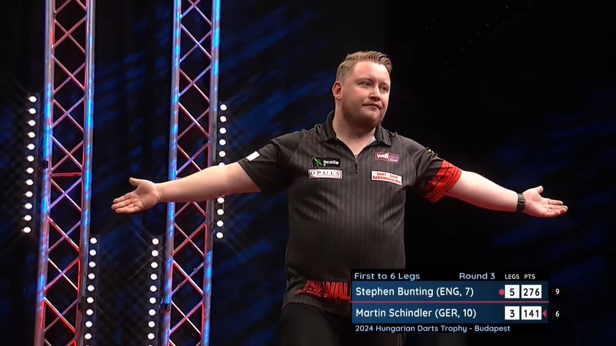 WE'VE GOT ANOTHER NINE! 🤩 Martin Schindler strikes PERFECTION against Stephen Bunting, hitting the third nine-darter of the weekend! 📺 | #ET11