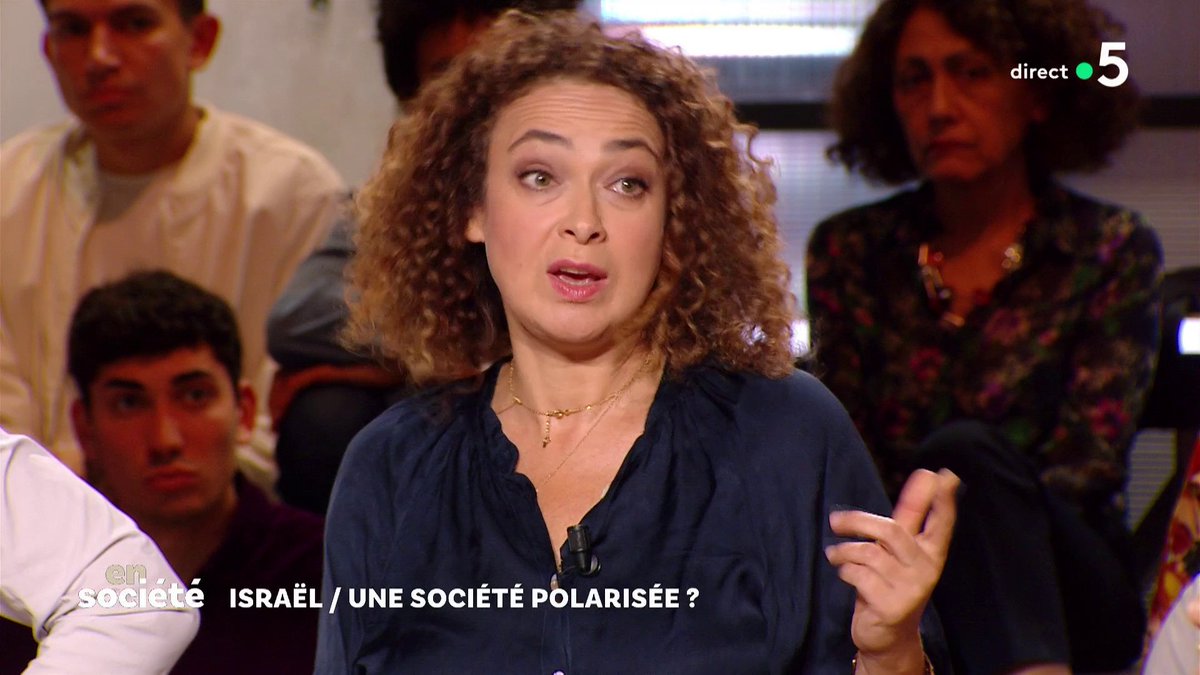 💬 « Il n'y a pas de place pour l'empathie ni chez les Israéliens ni chez les Palestiniens. Et nous à des milliers de kilomètres, on oublie aussi cette empathie. » Delphine Horvilleur, rabbin et essayiste dans #Ensociété ➡️ La suite :