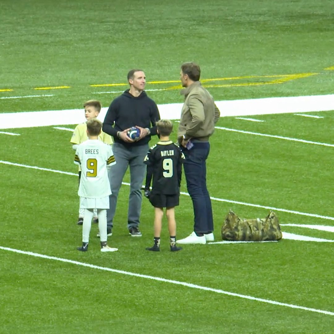 That time Tom Brady retired Drew Brees then played catch with Brees’ son after the game 💀