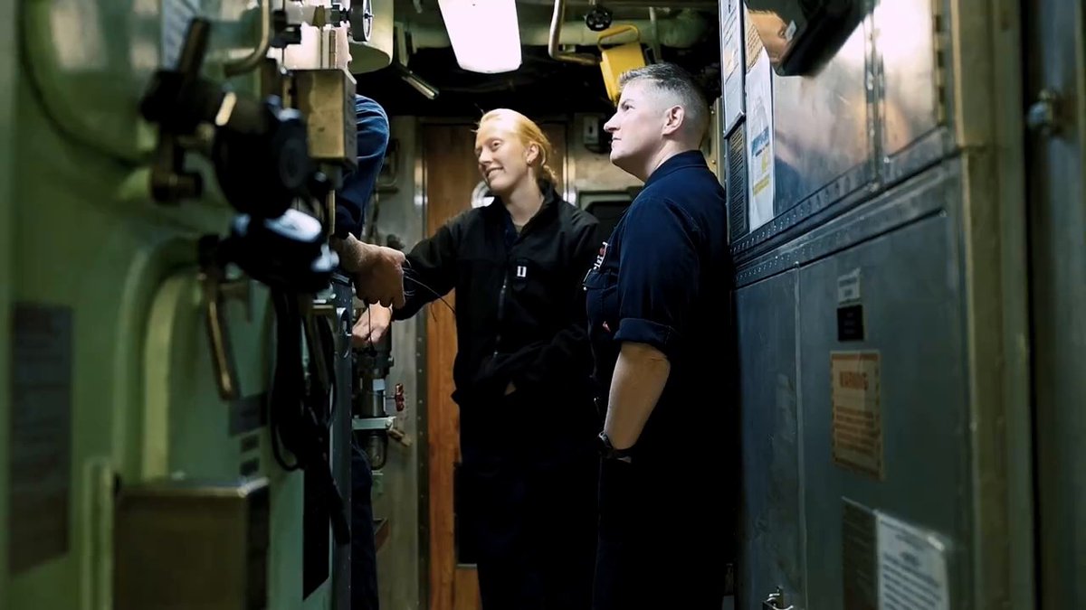 The U.S. Navy’s latest Virginia-class submarine has officially joined the fleet! The #USSNewJersey is a 377 foot long fast-attack submarine, and the third U.S. Navy ship named after the state.