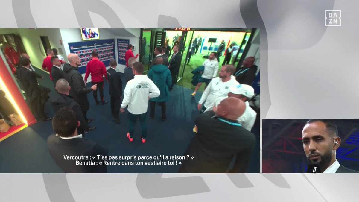 📹 Mehdi Benatia pendant la mi-temps 👇 J'ai bien aimé le "rentre dans ton vestiaire toi" quand Vercoutre l'ouvre 😁 #TeamOM | #OLOM