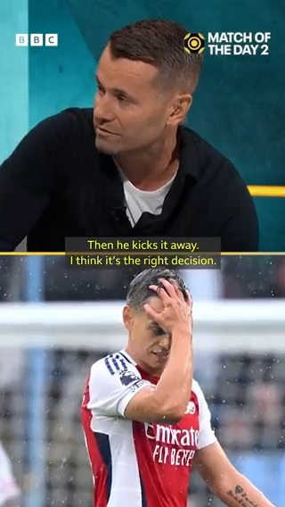 🗣 "Can't have any complaints with that!" Should Leandro Trossard have been sent off for this? 🤔 #MOTD2 #BBCFootball | Alan Shearer Shay Given