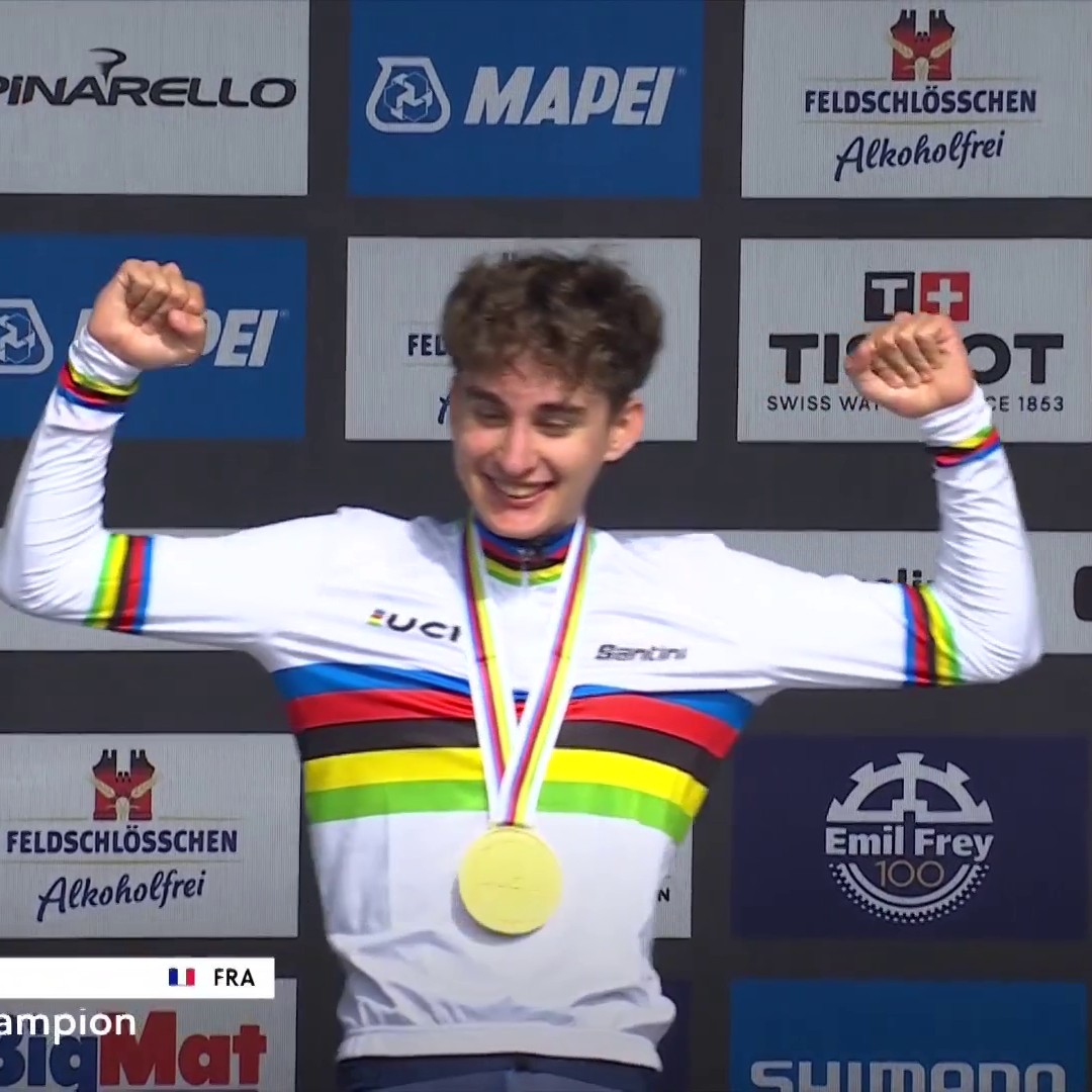 Paul Seixas est 𝗖𝗛𝗔𝗠𝗣𝗜𝗢𝗡 𝗗𝗨 𝗠𝗢𝗡𝗗𝗘 💙🤍❤️ Le Français (17 ans) remporte le contre-la-montre chez les juniors ! #LesRP