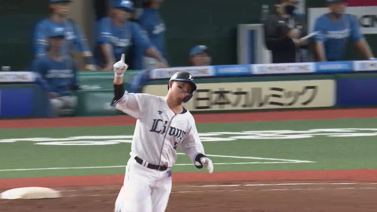 連続ファインプレーのあとは連続ホームラン! #佐藤龍世 選手と #野村大樹 選手の一振りで、再び試合をリードします! #埼玉西武ライオンズ #seibulions #やる獅かない