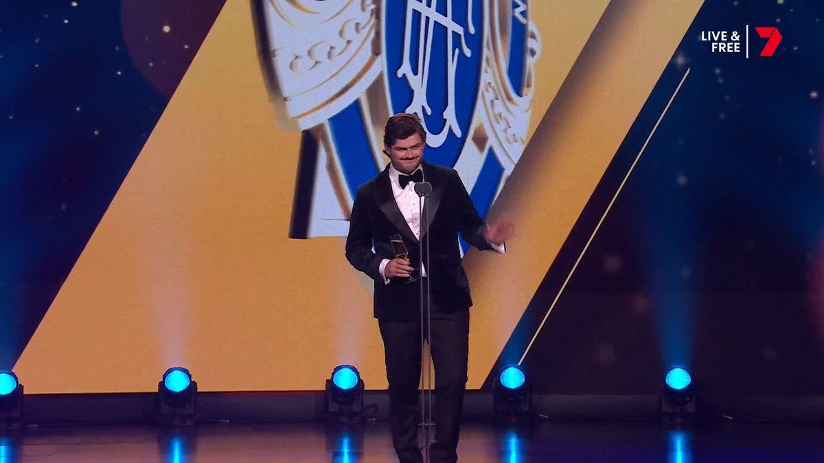 Angus Brayshaw's heartfelt toast and touching speech to the retiring class of 2024 🙏 #Brownlow
