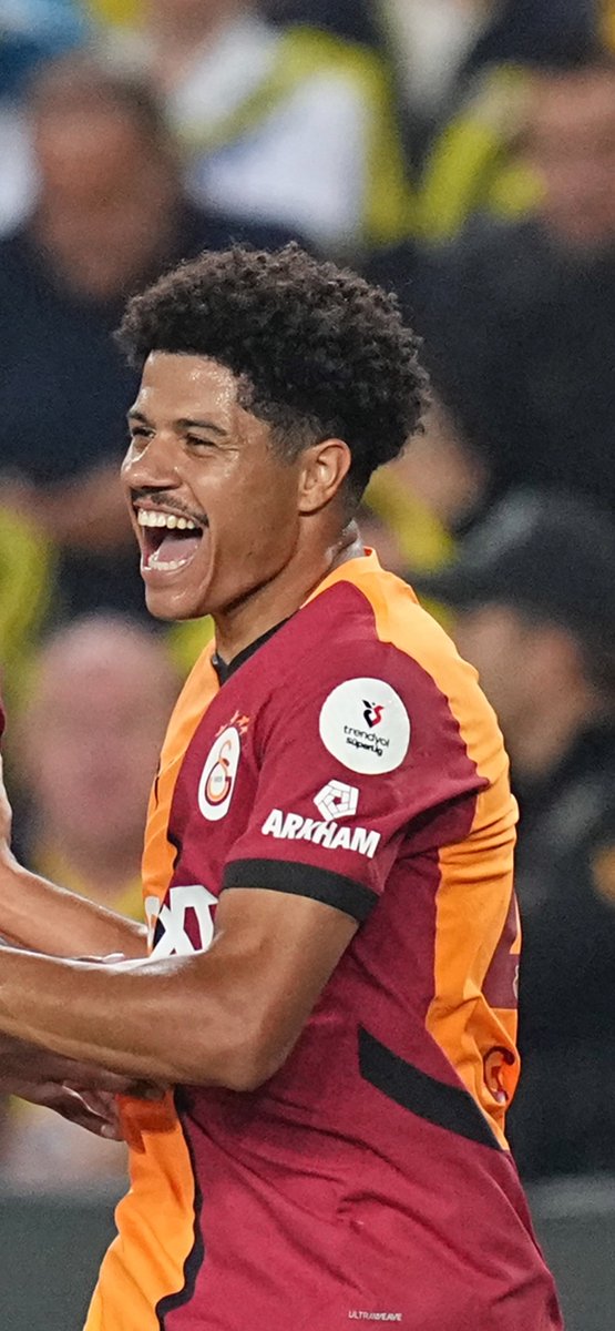 🦁 Gabriel Sara’dan, Kadıköy’de samba! 🕺
