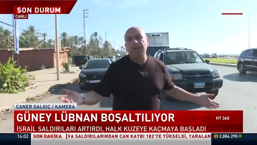 📍Habertürk sıcak bölgede İsrail yine Lübnan'ı vurdu. Güney Lübnan boşaltılıyor. HT Güvenlik Politikaları Koordinatörü Çetiner Çetin ve Kameraman Caner son durumu aktardı.