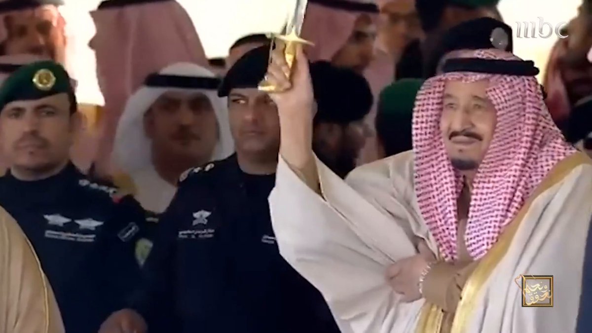 العرضة السعودية.. القصيدة الأشهر في تاريخ القصائد من عهد المؤسس الملك عبدالعزيز المزيد مع عبدالرحمن عبدالله عبدالرحمن عبدالله #نحلم_ونحقق #MBC1