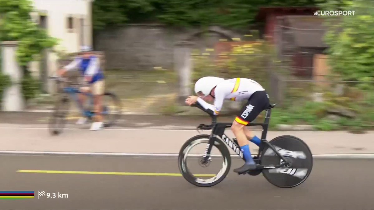 💥🌈 Mundial Sub 23 (CRI) 🌪️ ¡¡¡Iván Romeo se marca una contrarreloj extraordinaria y se proclama campeón del mundo de la especialidad!!! 🇪🇸 2º español en la historia en proclamarse campeón de la categoría tras Iván Gutiérrez (1999) #Zurich2024