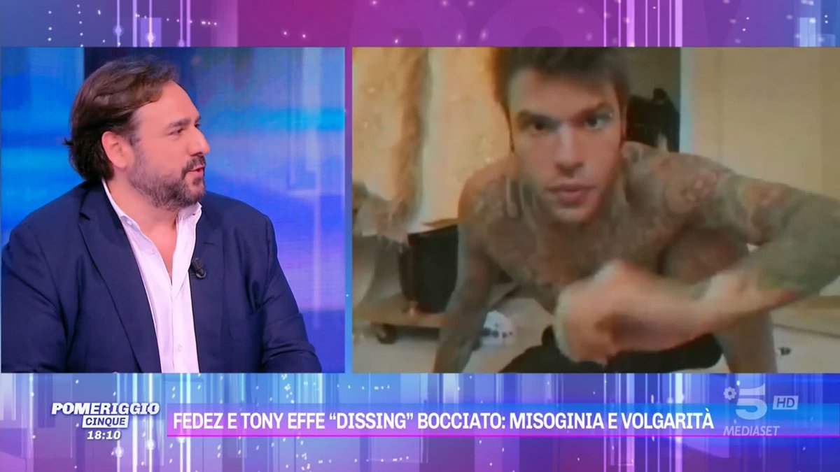 "#Fedez continua a sfruttare #ChiaraFerragni a fini promozionali personali" Davide Maggio a #Pomeriggio5 commentando il dissing tra il rapper e #TonyEffe