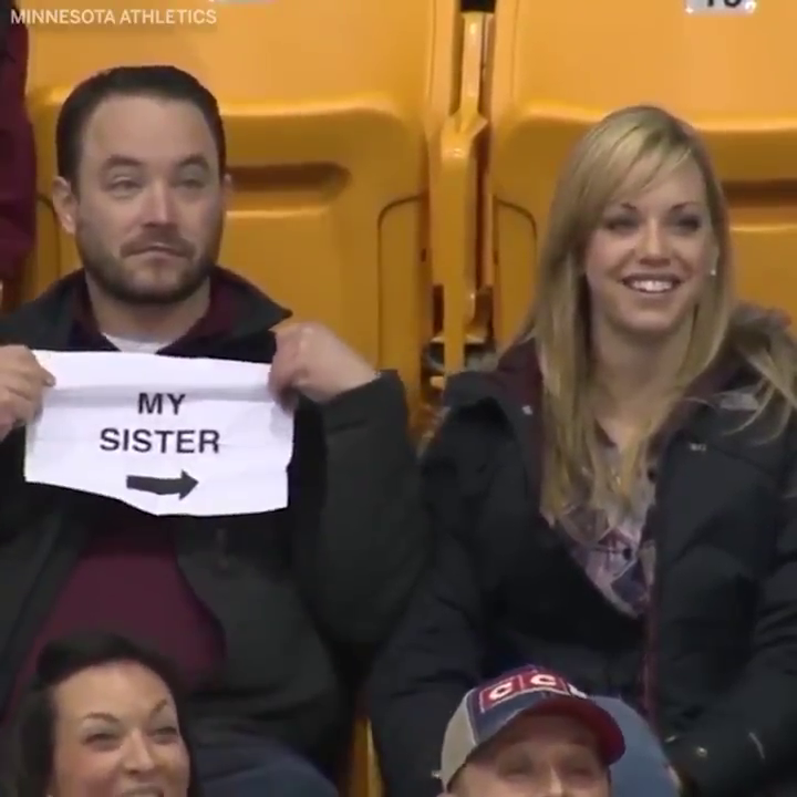 kira 👾 Some of the legendary kiss cam moments