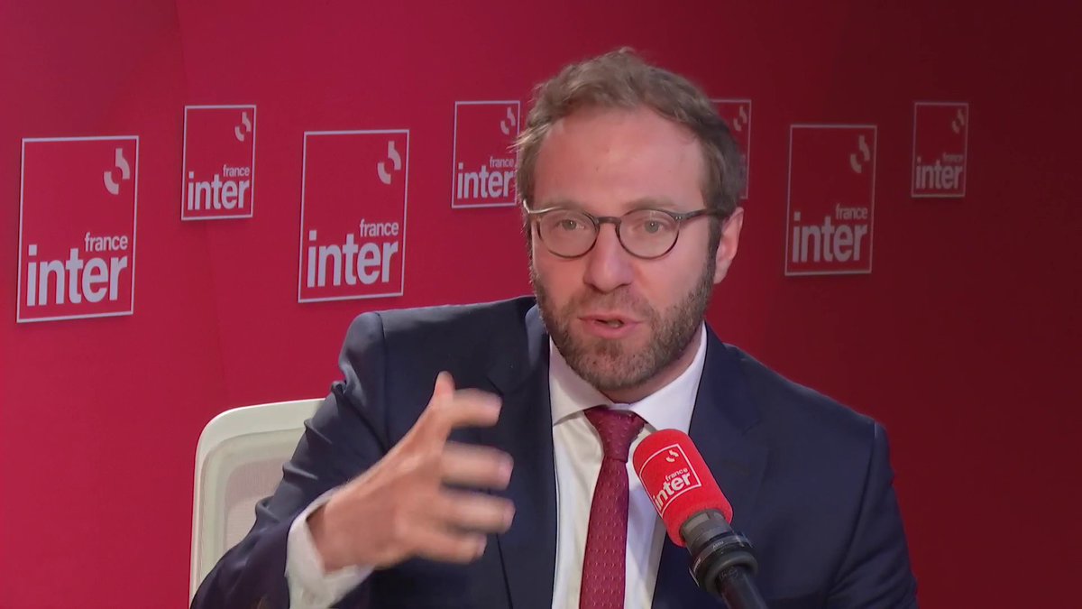 Antoine Armand, 33 ans et nouveau ministre de l'Économie : "Ma légitimité, je la tiens des électrices et électeurs de Haute-Savoie. En démocratie, la légitimité vient d'abord des électrices et des électeurs." #le710inter