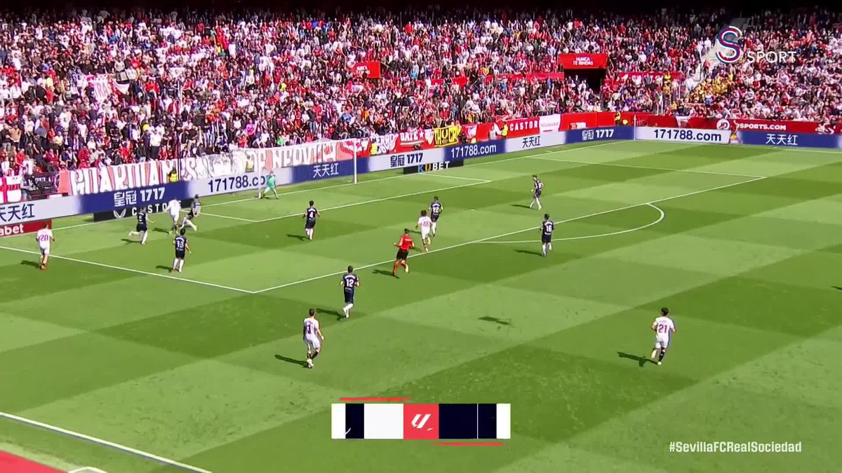 En Nesyri'nin 6 ay önce attığı bir gol