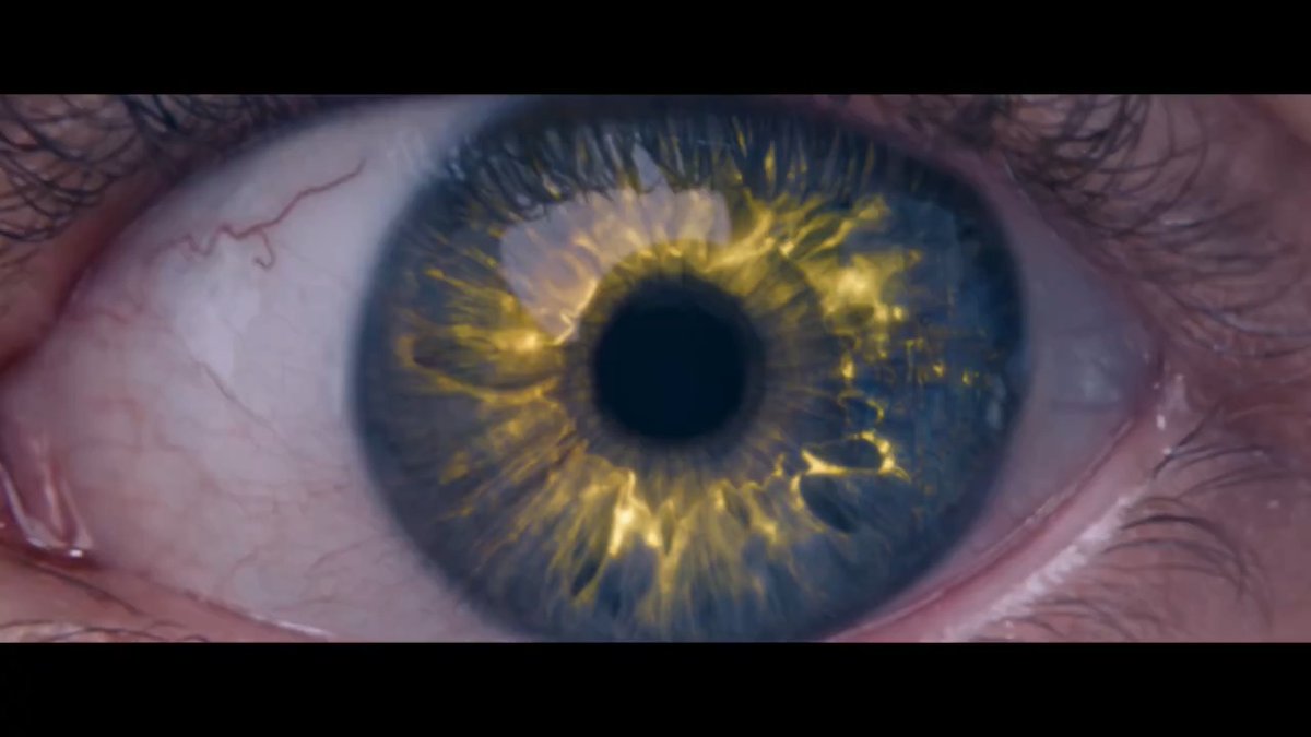 落ちぶれた俳優が謎の若返り治験に参加するホラー映画「The Substance」は予告から怖すぎて鳥肌がやばい…今よりもっと若くて美しい完璧な自分になりたいと夢見たことはないですか?たった1回の注射でDNAを解き放ち新しいパーフェクトなあなたが脊髄から誕生する…