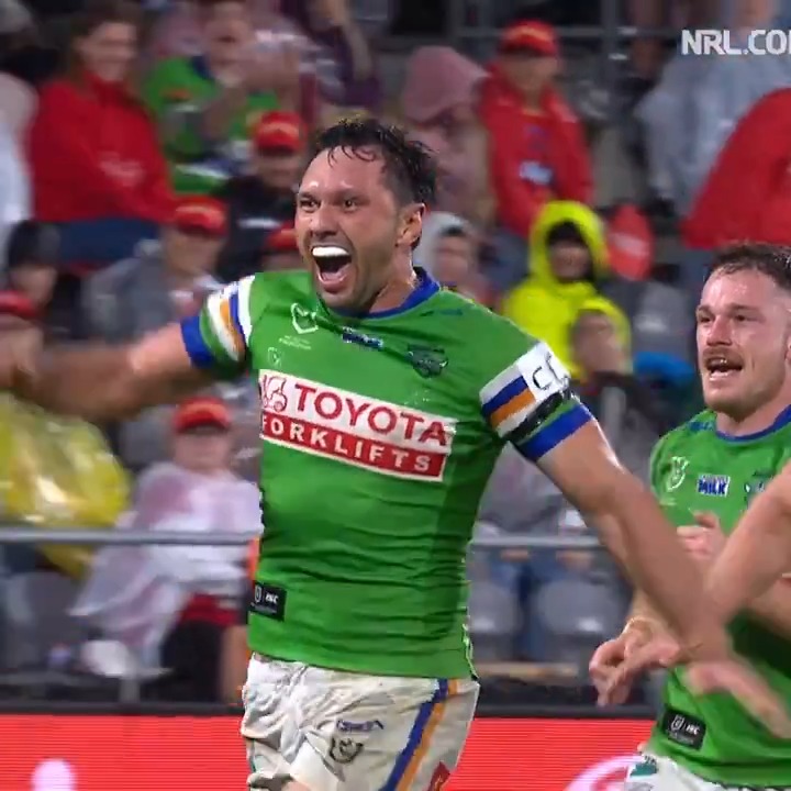 In 2024 we say goodbye to two players who have always given their all for the green jersey. All the best Elliott and Rapa 💚 #WeAreRaiders