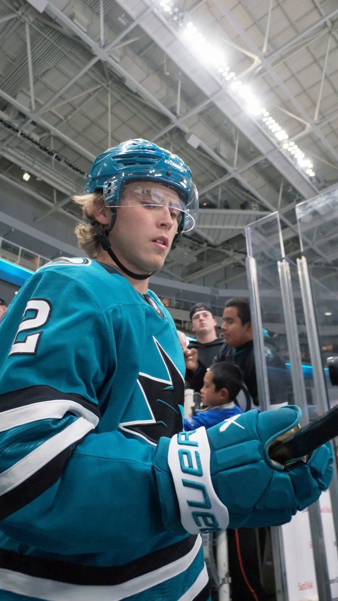 Getting a first look at Will Smith in teal tonight. 🦈